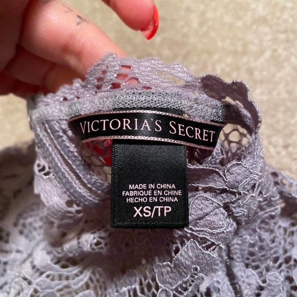 VS LACE BODYSUIT - Picture 4 of 5